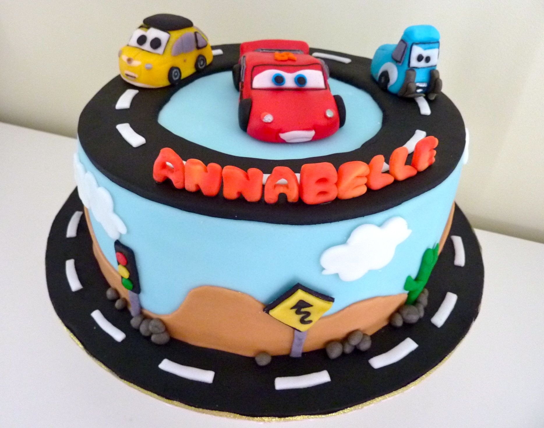Cars birthday cake & cake pops | sugaconceptz